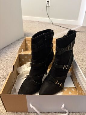 Novo Shoes Black Strappy Buckle Suede Ankle Booties